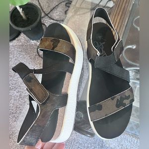 OTBT brand new never worn